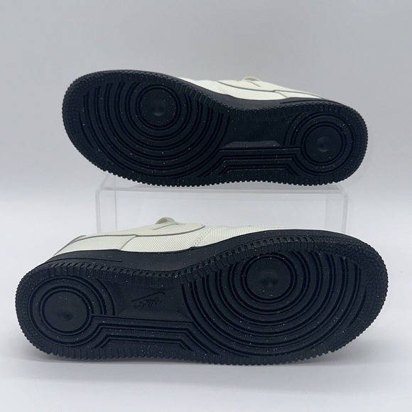 Nike Men's Size 6.5 Air Force 1 '07 LV8 (FJ4160 002) Running Trainer Sneaker - Picture 3 of 6